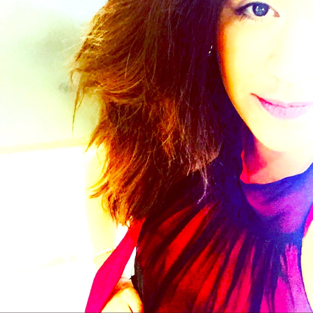Meet your Posher, Julia
